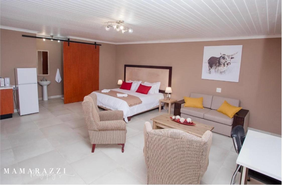 4 Gazelle Guesthouse Mbombela Exterior photo